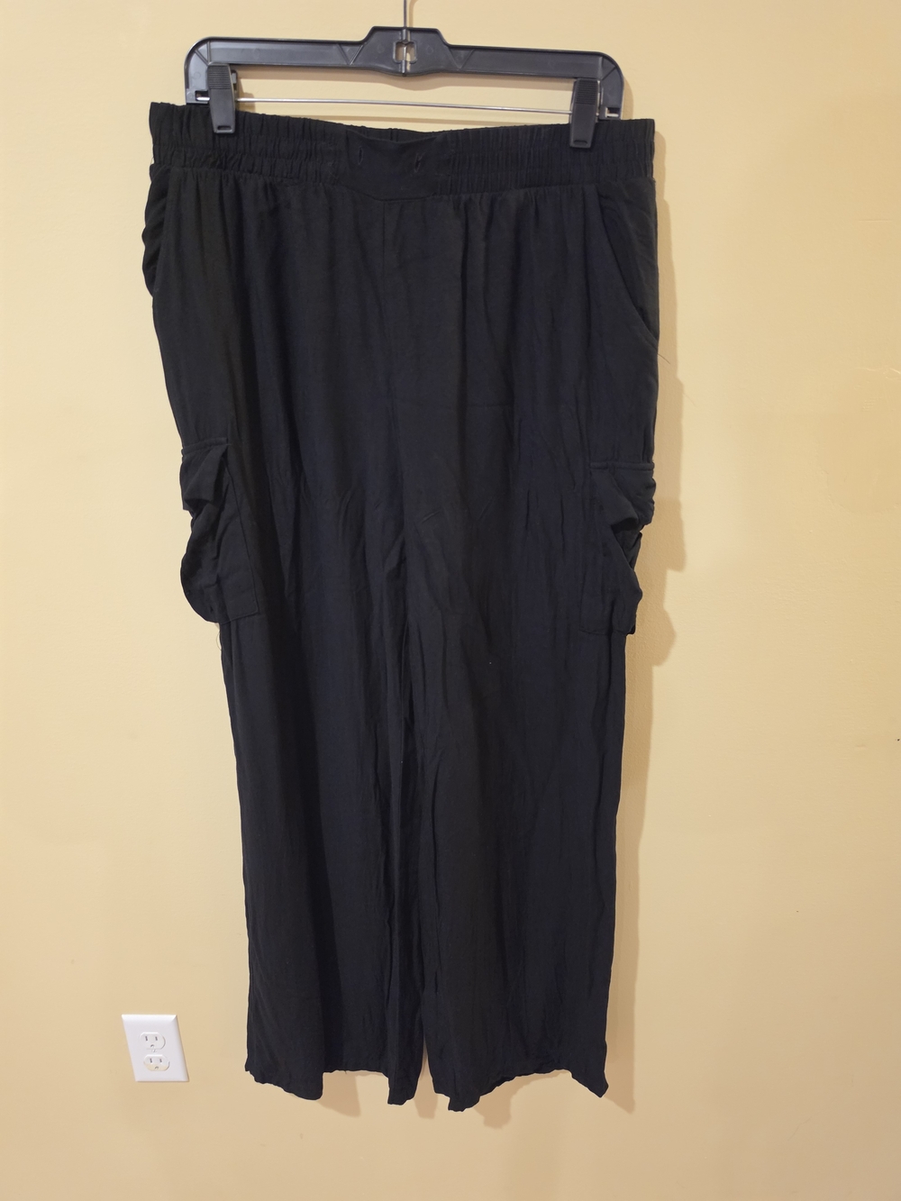 Fashion Nova Black Camilla Wide Leg Cargo Pants with Elastic Waist